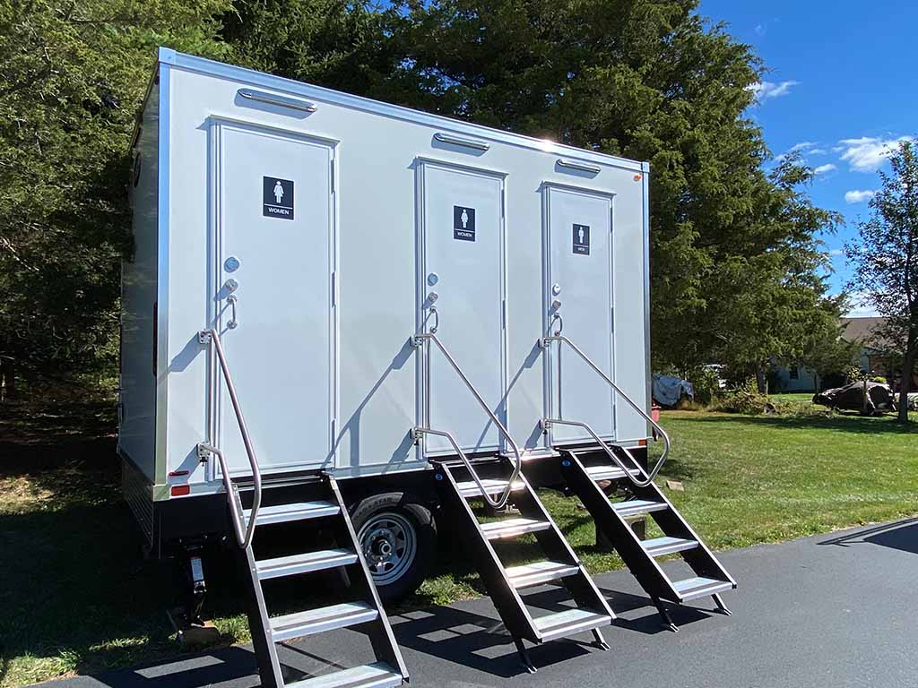 Deluxe portable restroom in Raleigh